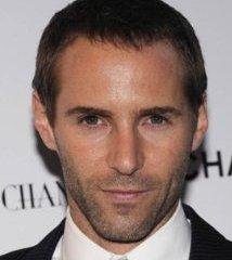 Alessandro Nivola