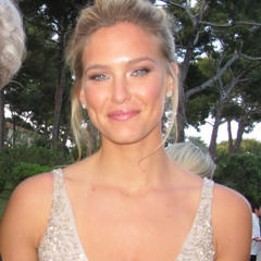 Bar Refaeli