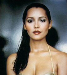 Barbara Carrera