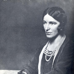 Dora Russell