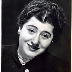 Gertrude Berg