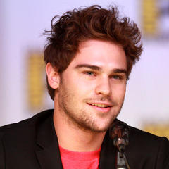 Grey Damon