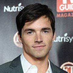 Ian Harding