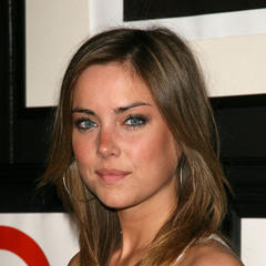 Jessica Stroup