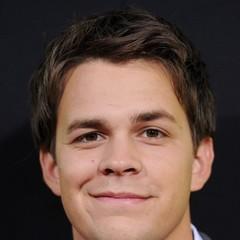 Johnny Simmons