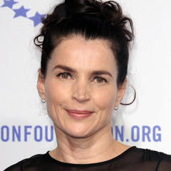 Julia Ormond