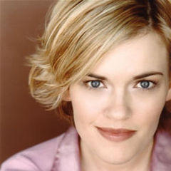 Kari Wahlgren