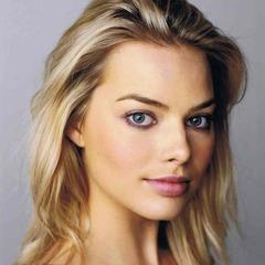 Margot Robbie