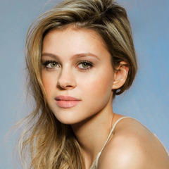 Nicola Peltz