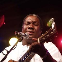 Vusi Mahlasela