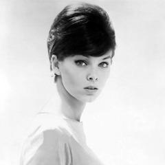 Yvonne Craig